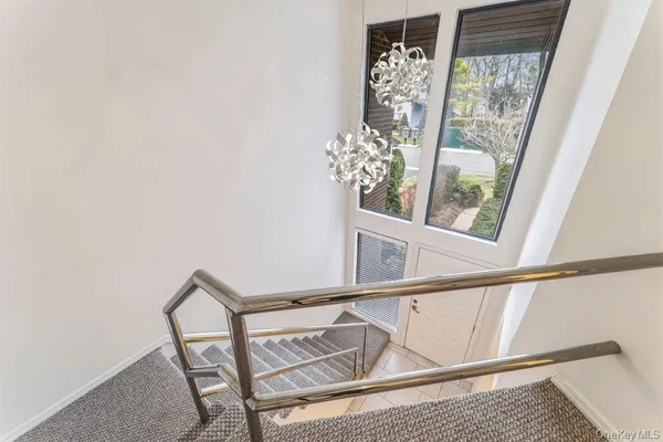 $6,900 | 124 Foxwood Drive, Jericho, NY 11753