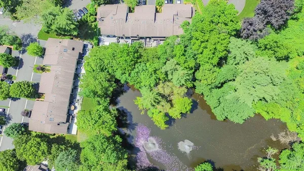 $6,900 | 124 Foxwood Drive, Jericho, NY 11753