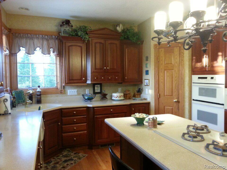 11453 Sweitzer Road Carleton, MI 48117 - Photo 27 of 43 kitchen 2.jpg