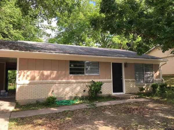$1,550 | 2011 Lee Street, Tyler, TX 75702
