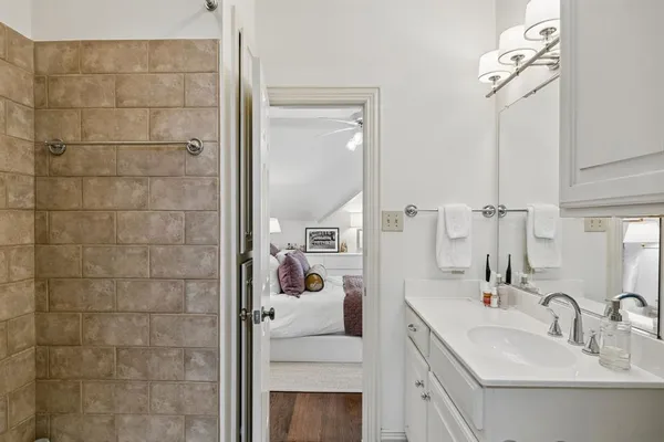 $5,600 | 3101 Rosedale Avenue, Unit D, University Park, TX 75205