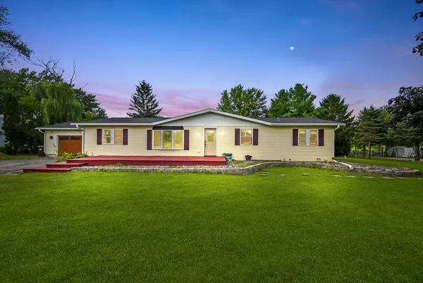 $664,900 | 14716 Highway 176, Woodstock, IL 60098