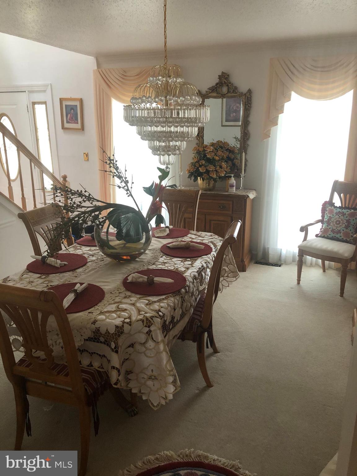 10511 Lake Arbor Way Bowie, MD 20721 - Photo 6 of 28 dining area (view from kitchen)