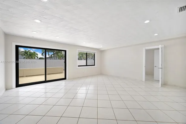 $4,500 | 10320 Southwest 38th Terrace, Miami, FL 33165