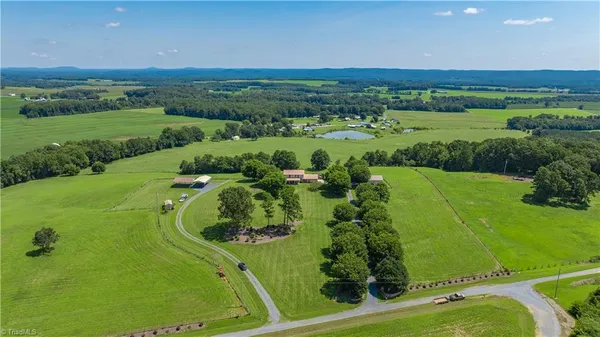$899,983 | 6350 Roscoe Road, Denton, NC 27239