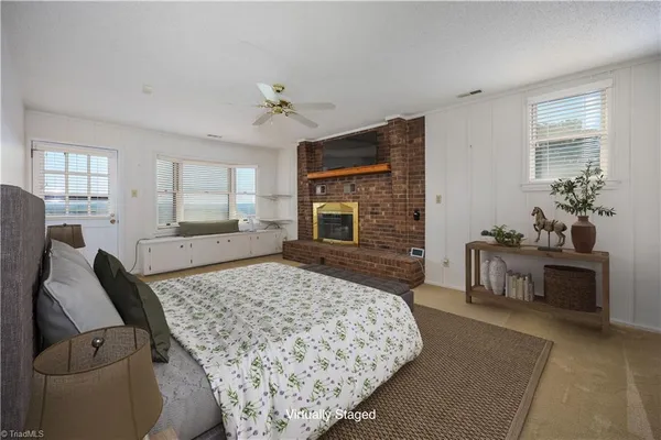 $899,983 | 6350 Roscoe Road, Denton, NC 27239