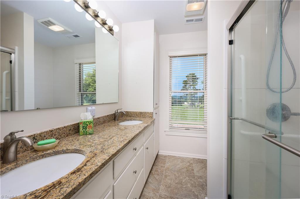 6350 Roscoe Road Denton, NC 27239 - Photo 20 of 50 Primary Bath