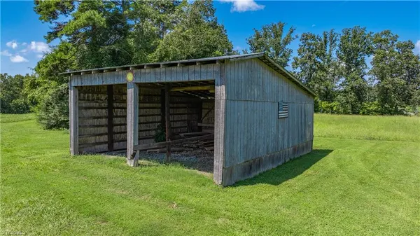 $899,983 | 6350 Roscoe Road, Denton, NC 27239