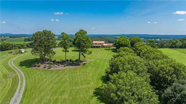 $899,983 | 6350 Roscoe Road, Denton, NC 27239