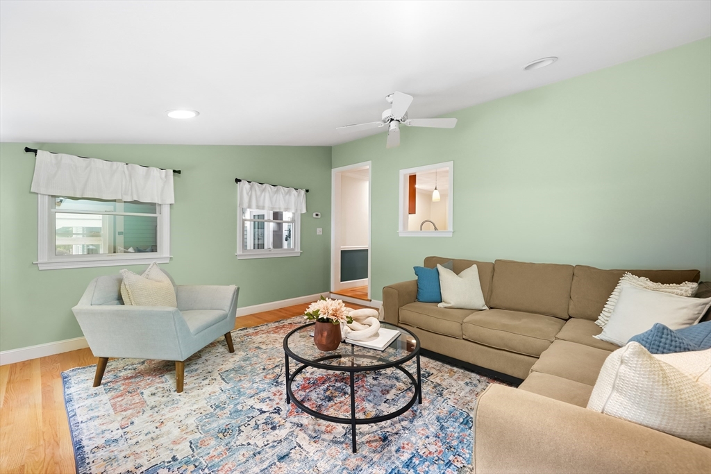 97 Hartwell Road Bedford, MA 01730 - Photo 9 of 41 Gallery Image 9