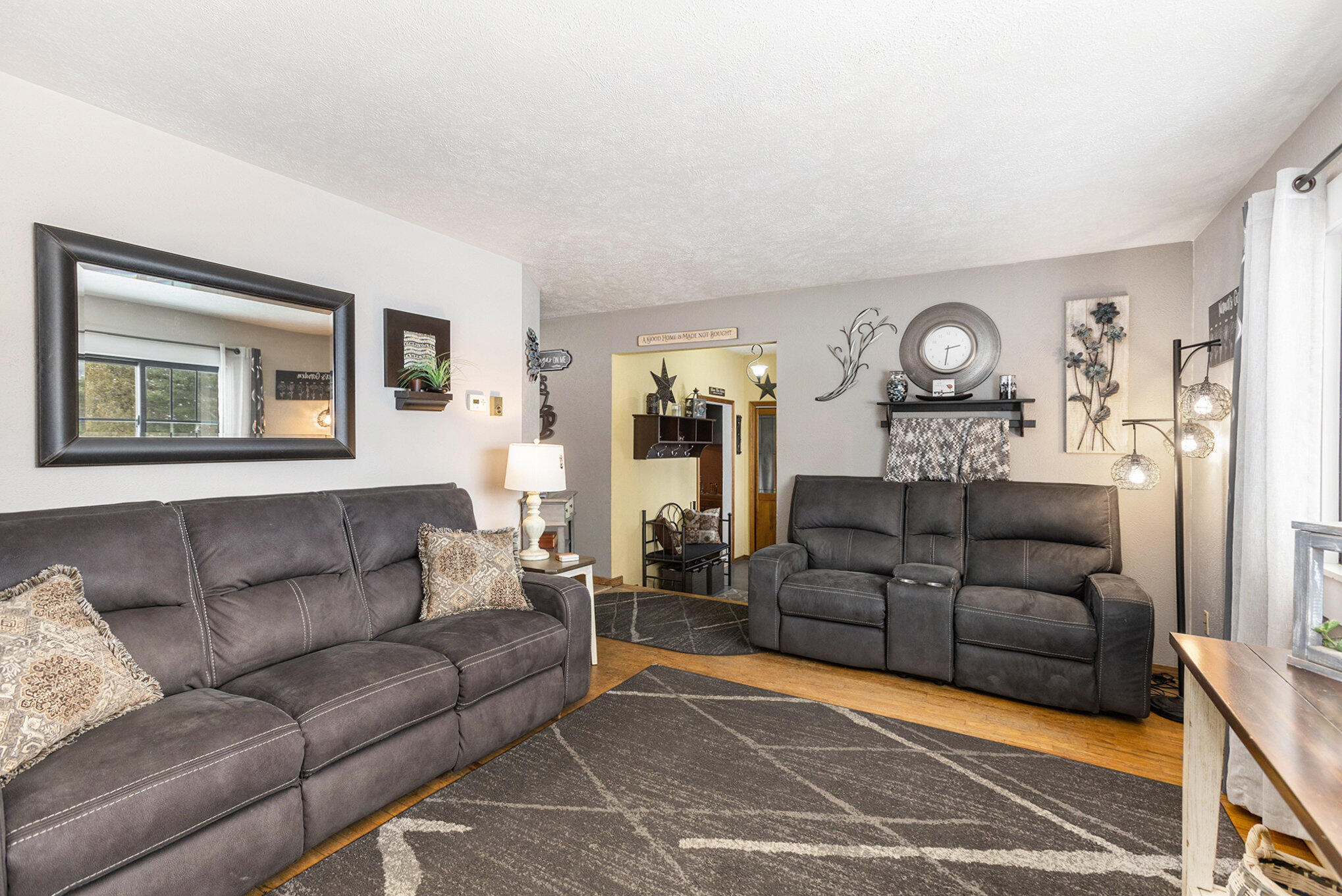 54781 Timothy Road New Carlisle, IN 46552 - Photo 6 of 16 2038x1361