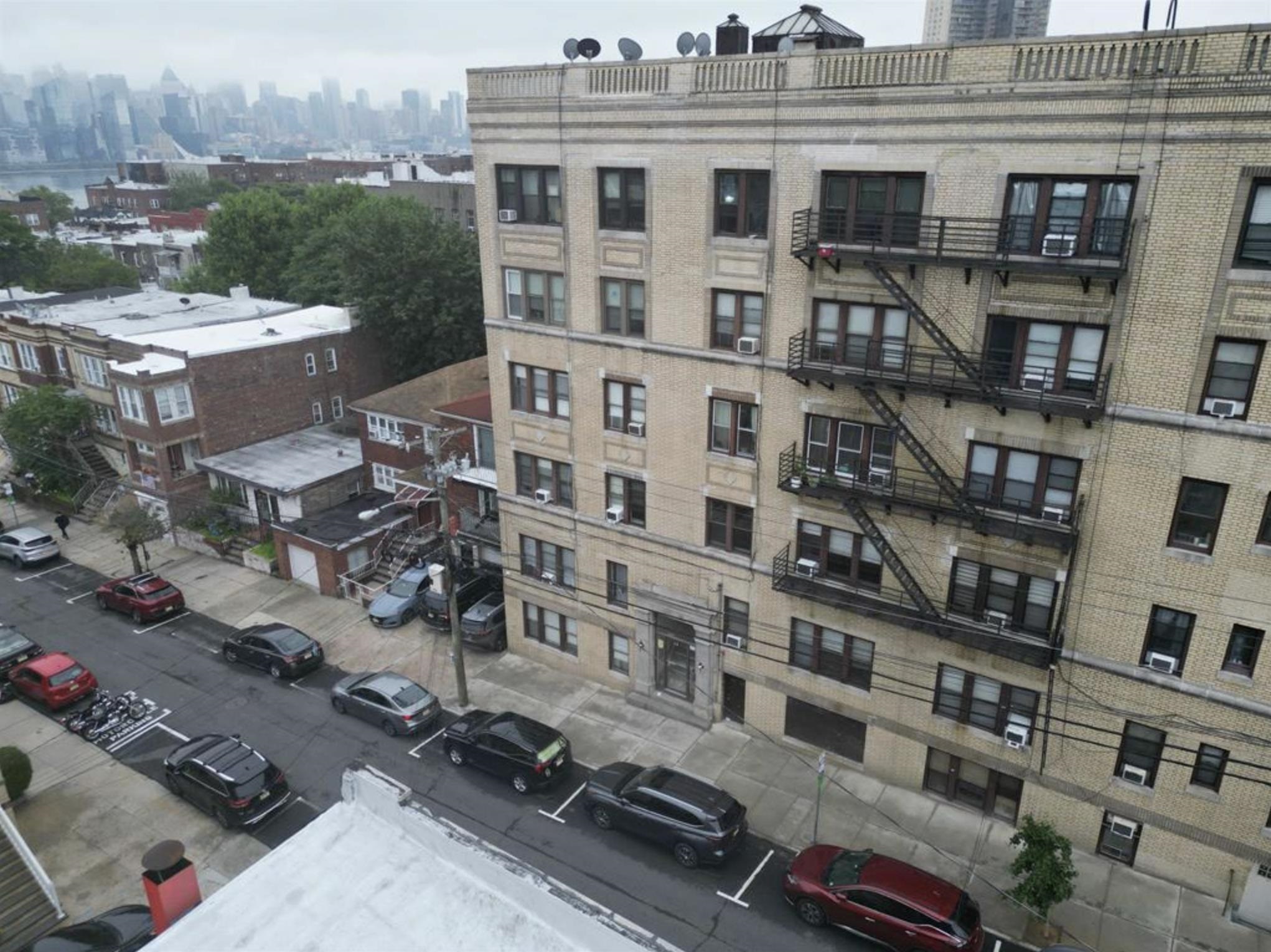 61 65th Street, Unit 10 West New York, NJ 07093 - Photo 17 of 17