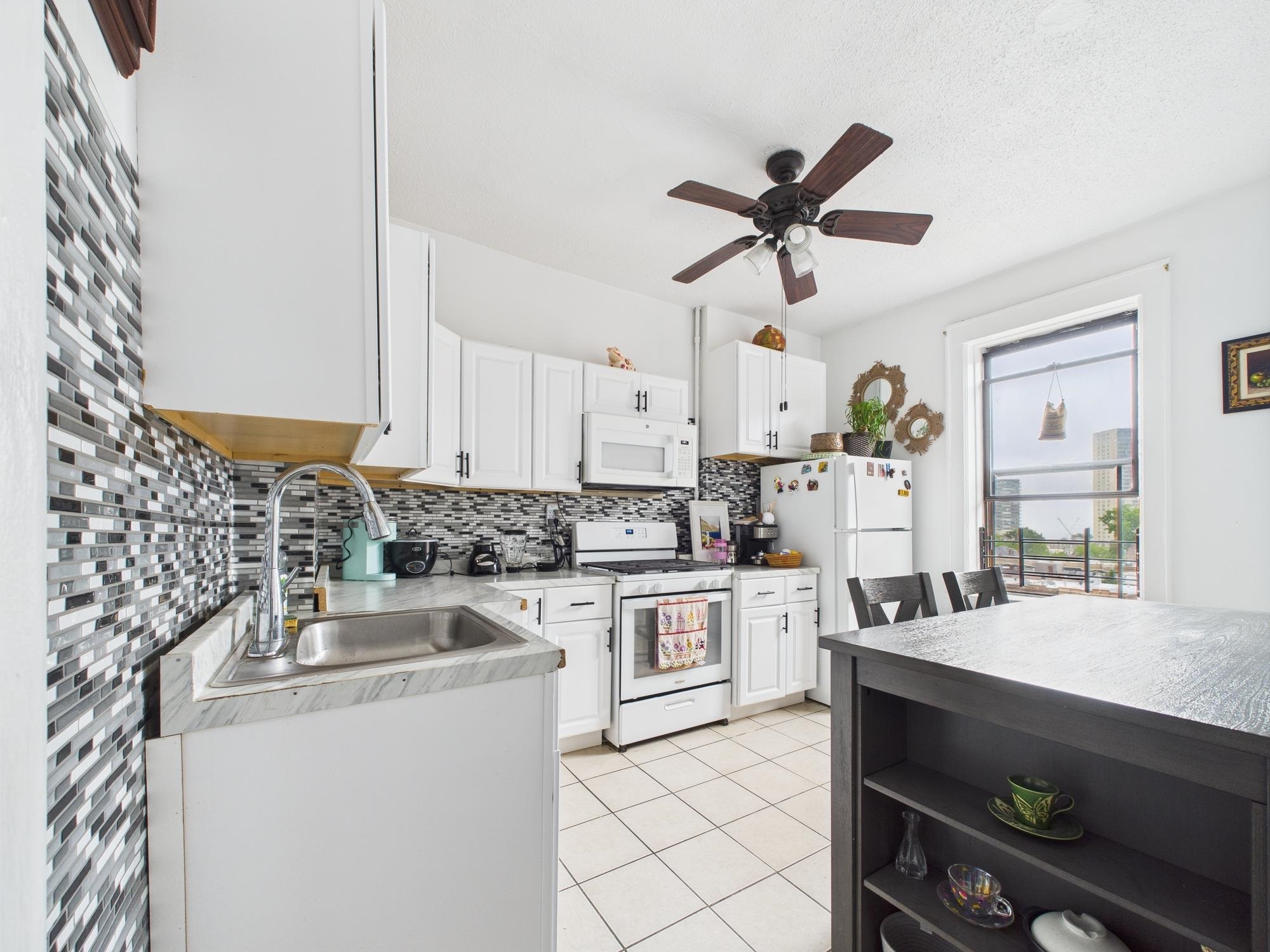 61 65th Street, Unit 10 West New York, NJ 07093 - Photo 9 of 17