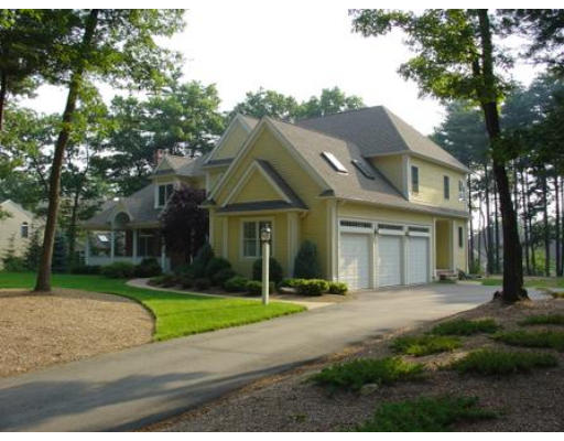 55 High Ridge Circle Franklin, MA 02038 - Photo 2 of 16 Gallery Image 2