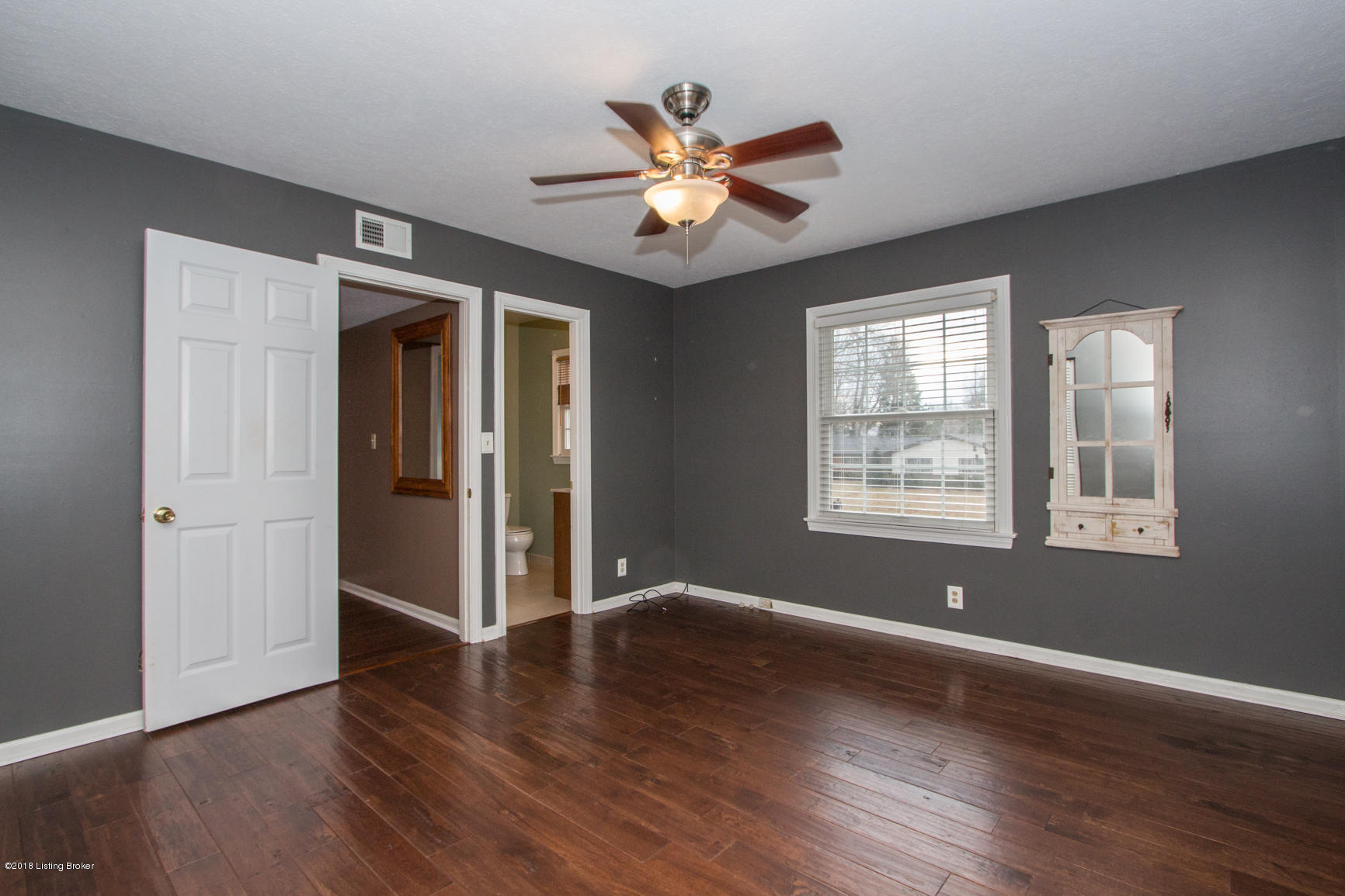 119 Blue Fields Road Louisville, KY 40223 - Photo 31 of 60 JThomas Photography-119 Blue Fields-40