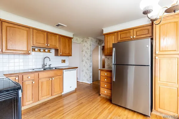 $359,000 | 928 Baseline Road, Grand Island, NY 14072