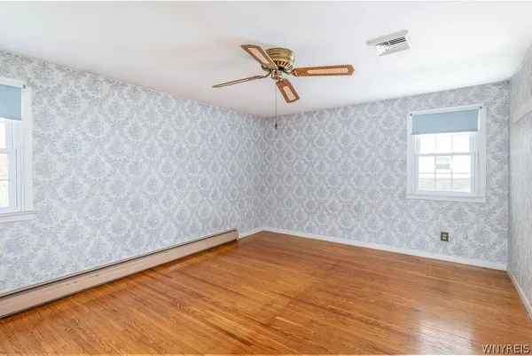 $359,000 | 928 Baseline Road, Grand Island, NY 14072