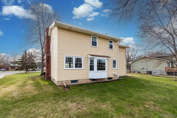 $359,000 | 928 Baseline Road, Grand Island, NY 14072