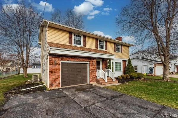 $359,000 | 928 Baseline Road, Grand Island, NY 14072