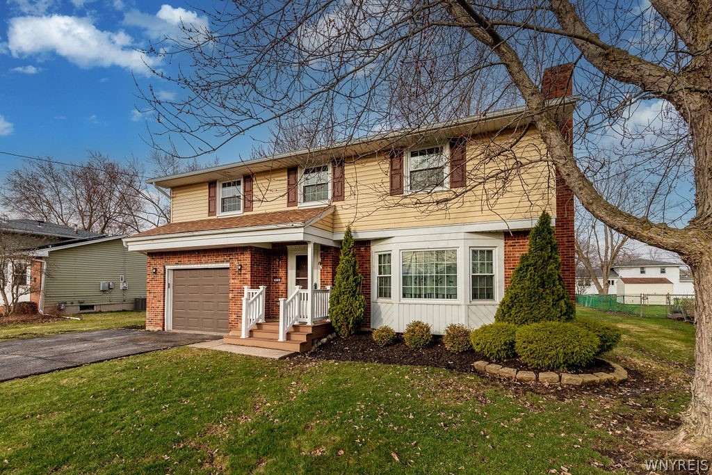 928 Baseline Road Grand Island, NY 14072 - Photo 5 of 39