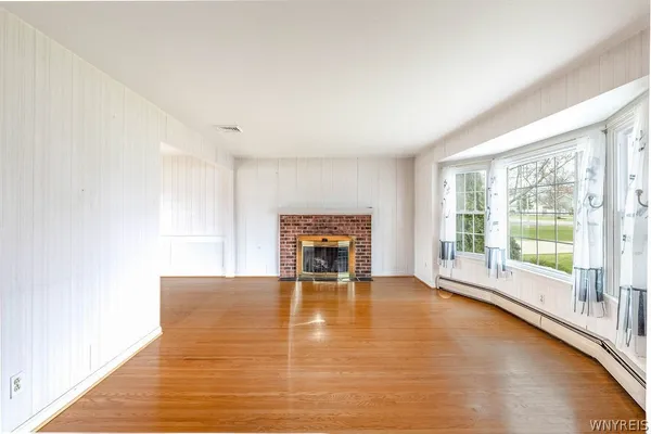 $359,000 | 928 Baseline Road, Grand Island, NY 14072