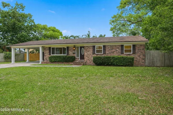 front view of house with a yard