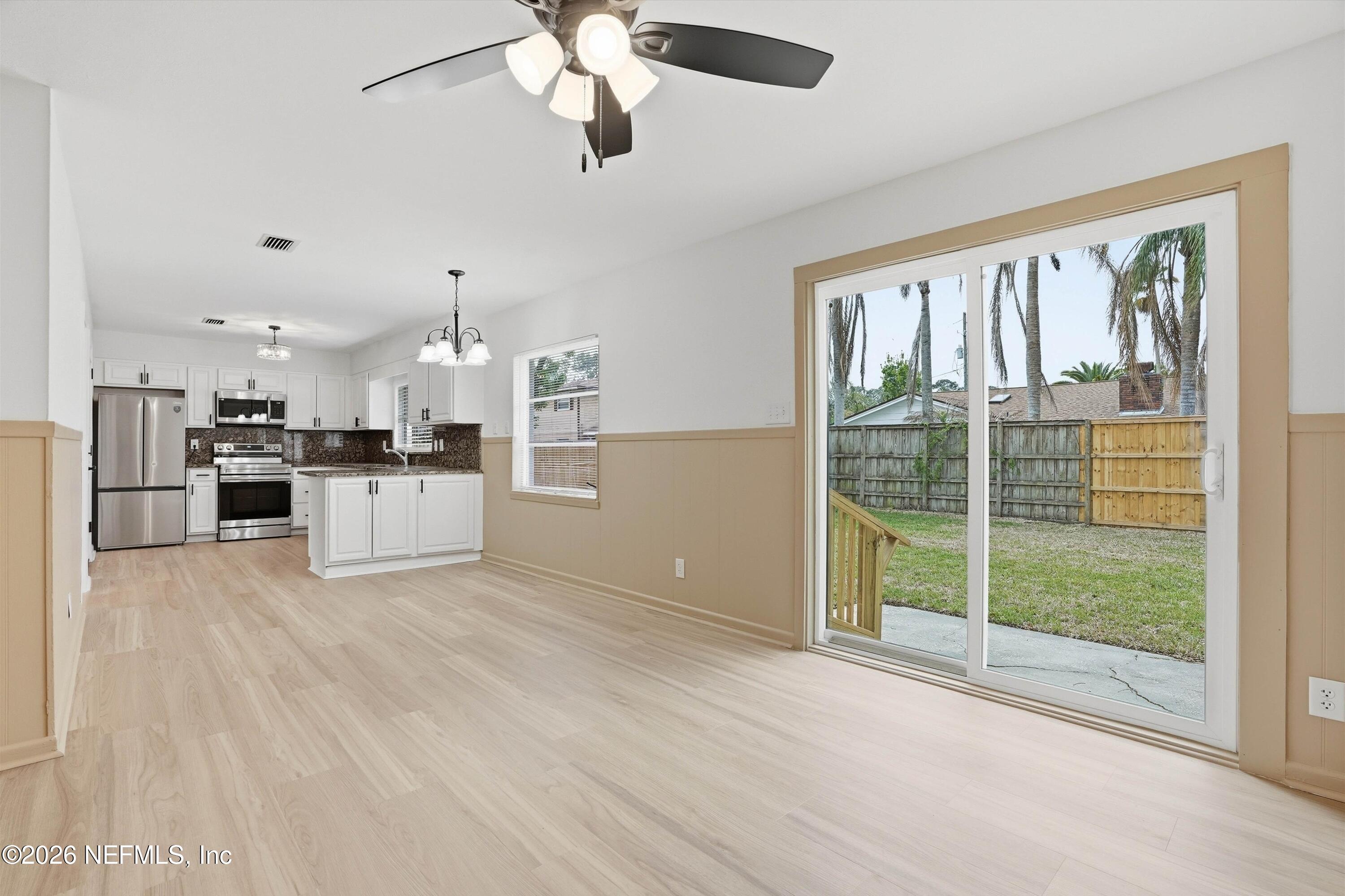 8544 Sanchez Road Jacksonville, FL 32217 - Photo 12 of 31 Family Room