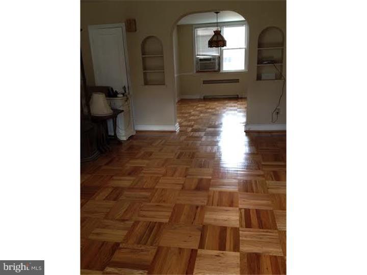 138 Green Valley Road Upper Darby, PA 19082 - Photo 2 of 11 Gallery Image 2