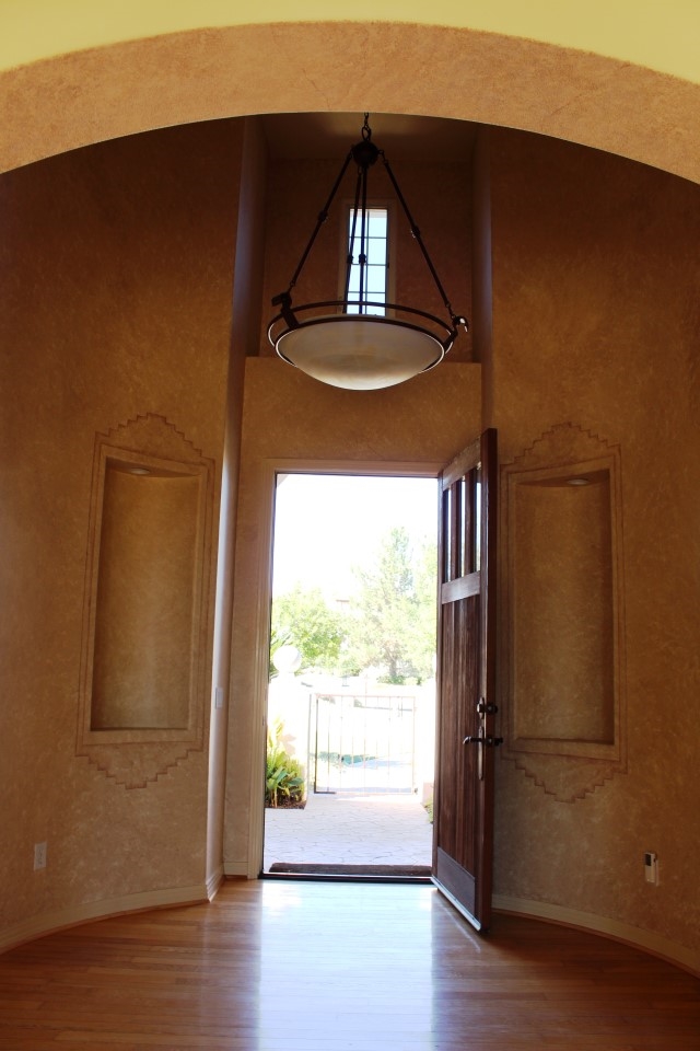 13635 Overland Pass Road Poway, CA 92064 - Photo 10 of 25 Tall ceilings with clearstory windows.