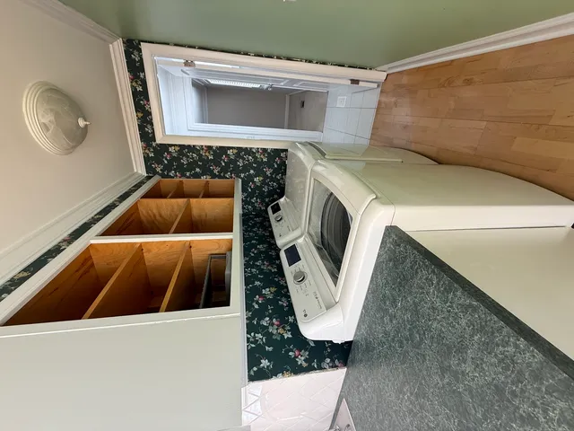 $2,700 | 923 Jeffery Court, Schaumburg, IL 60193