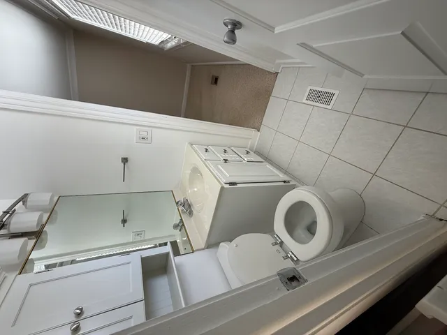 $2,700 | 923 Jeffery Court, Schaumburg, IL 60193