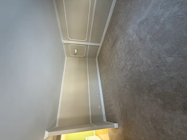 $2,700 | 923 Jeffery Court, Schaumburg, IL 60193