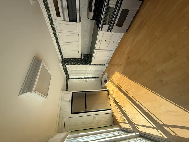 $2,700 | 923 Jeffery Court, Schaumburg, IL 60193