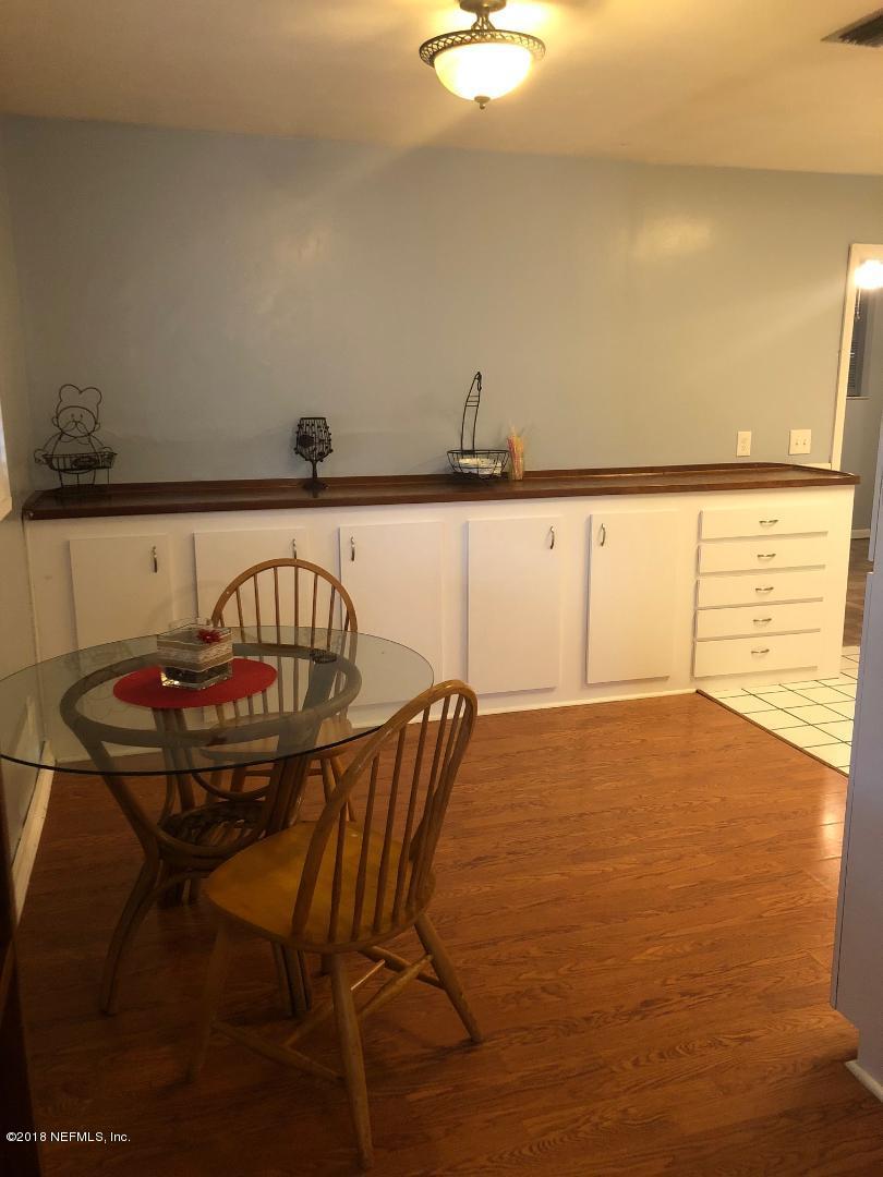 10791 Java Drive Jacksonville, FL 32246 - Photo 9 of 18 amber kitchen 3