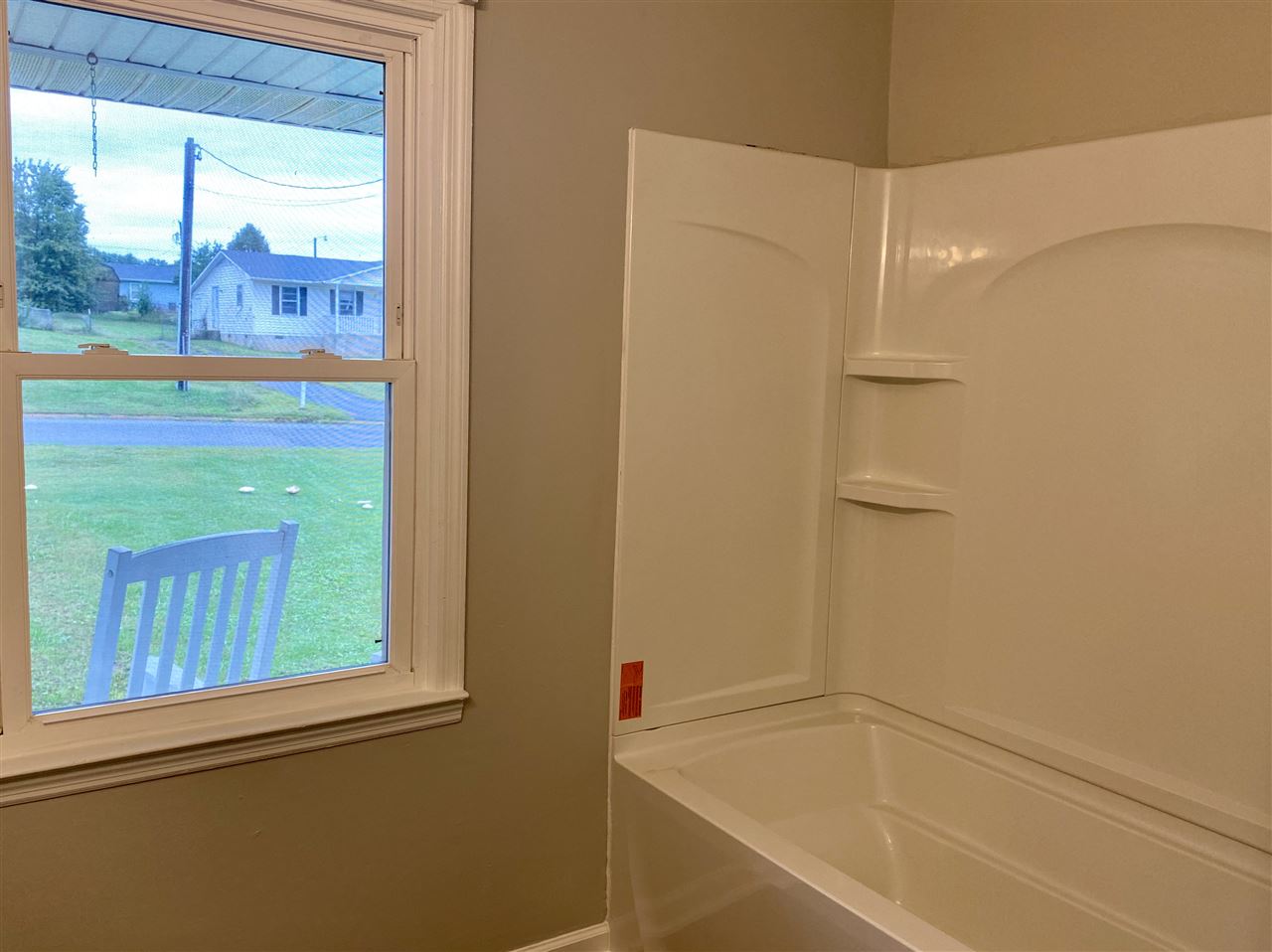 105 Strawberry Drive Inman, SC 29349 - Photo 7 of 14 Gallery Image 7