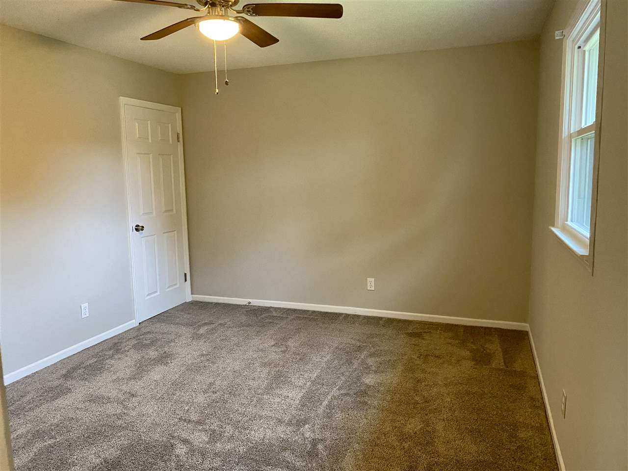 105 Strawberry Drive Inman, SC 29349 - Photo 8 of 14 Gallery Image 8