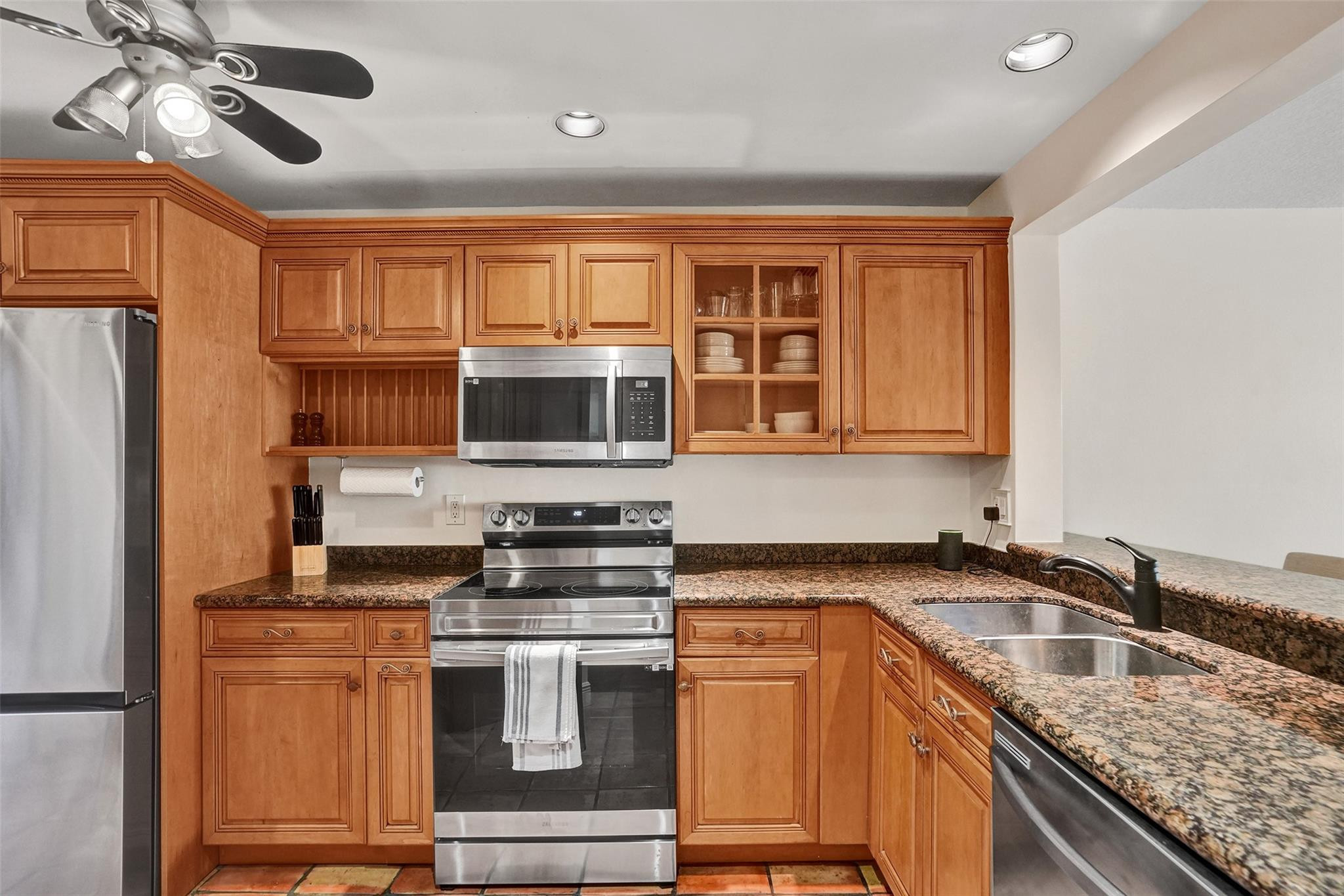 799 South Riverside Drive, Unit 799 Pompano Beach, FL 33062 - Photo 7 of 37 Photo 7