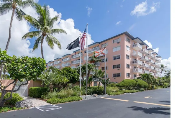 $999,000 | 2601 South Roosevelt Boulevard, Unit 101B, Key West, FL 33040