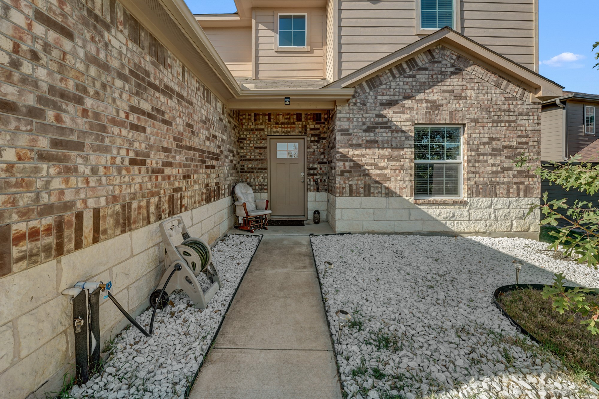 633 Donegal Lane Georgetown, TX 78626 - Photo 4 of 21 a view of a pathway with a house