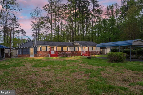 $298,000 | 314 Lake Drive, Colonial Beach, VA 22443