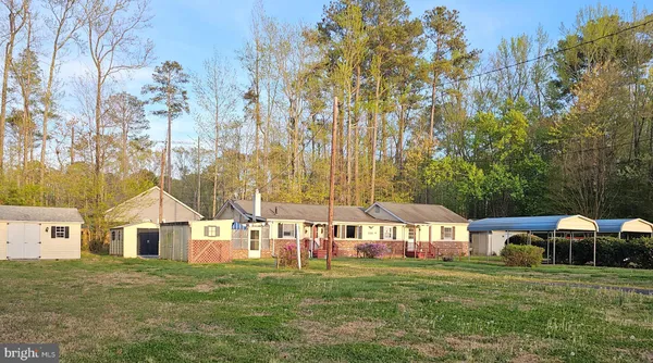 $298,000 | 314 Lake Drive, Colonial Beach, VA 22443