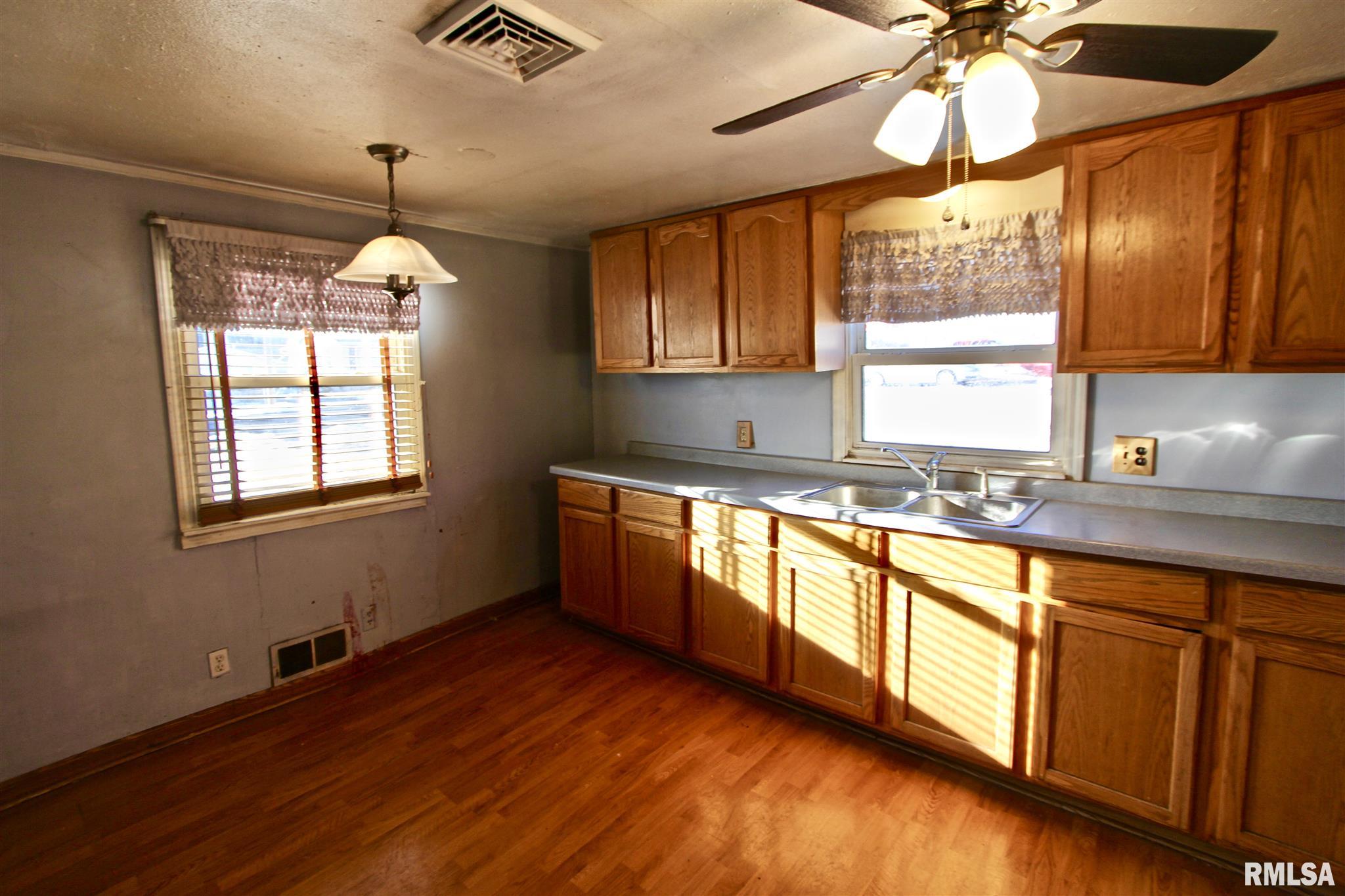 710 North Tower Road Peoria, IL 61604 - Photo 14 of 50 Gallery Image 14