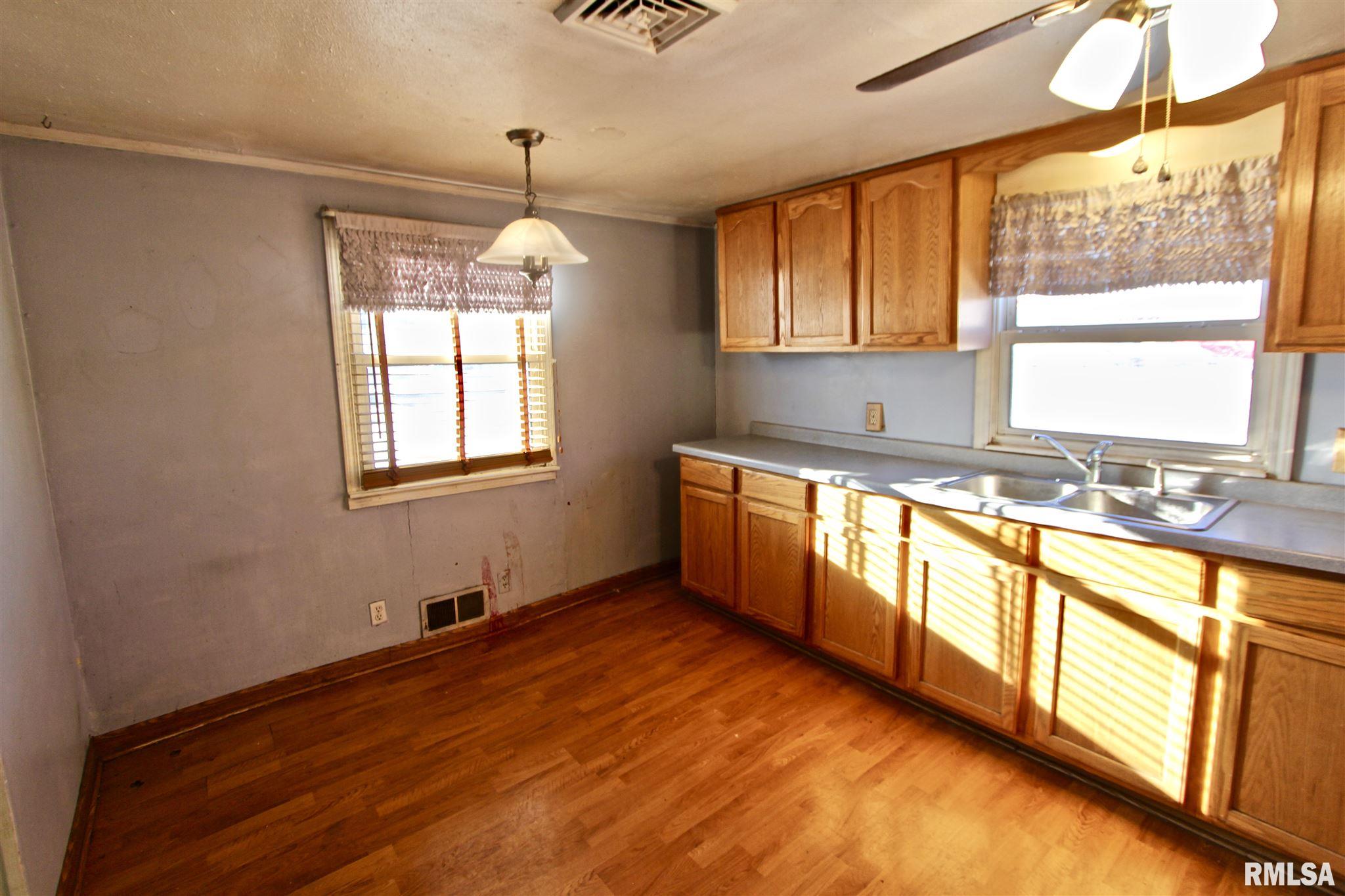 710 North Tower Road Peoria, IL 61604 - Photo 17 of 50 Gallery Image 17