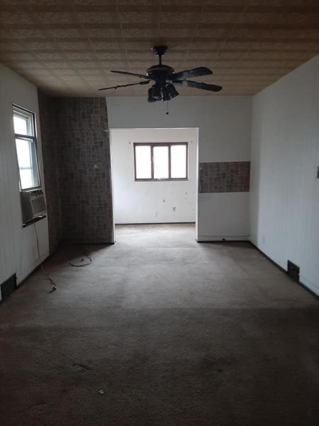 321 Woodward Avenue McKees Rocks, PA 15136 - Photo 3 of 12 Gallery Image 3