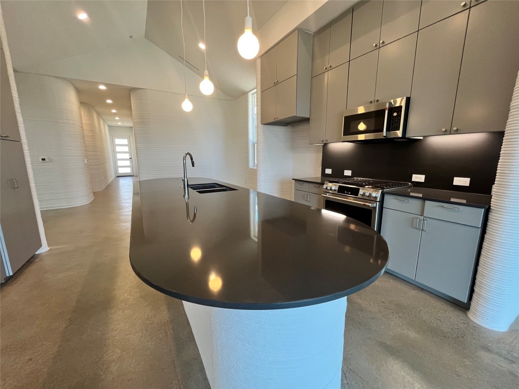 104 Rough Crk Road Georgetown, TX 78628 - Photo 10 of 13