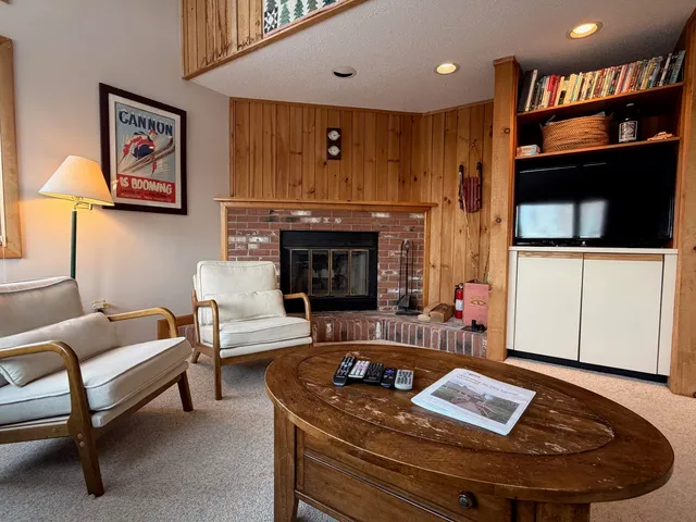 $340,000 | 7 Laurel Circle, Unit 5, Thornton, NH 03285