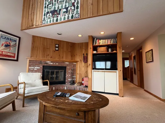 $340,000 | 7 Laurel Circle, Unit 5, Thornton, NH 03285