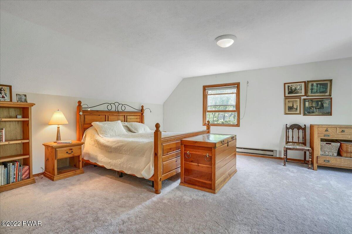 435 Raymondskill Road Milford, PA 18337 - Photo 19 of 59 Primary Bedroom