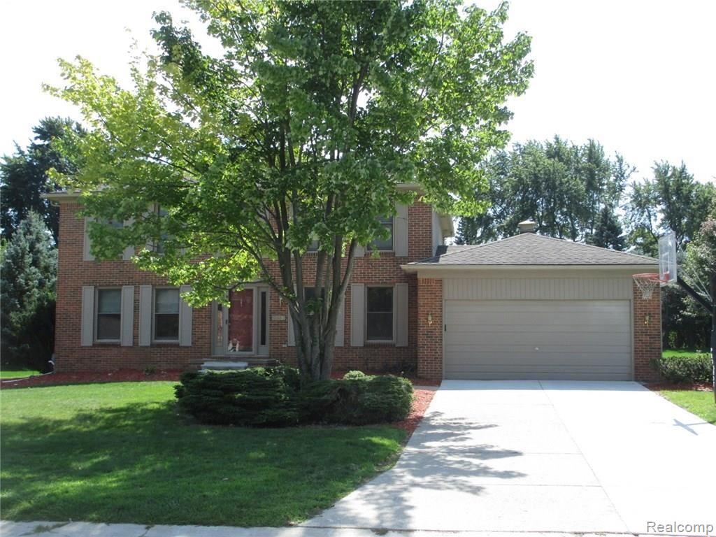 2415 Rancroft Beat Rochester, MI 48306 - Photo 1 of 30