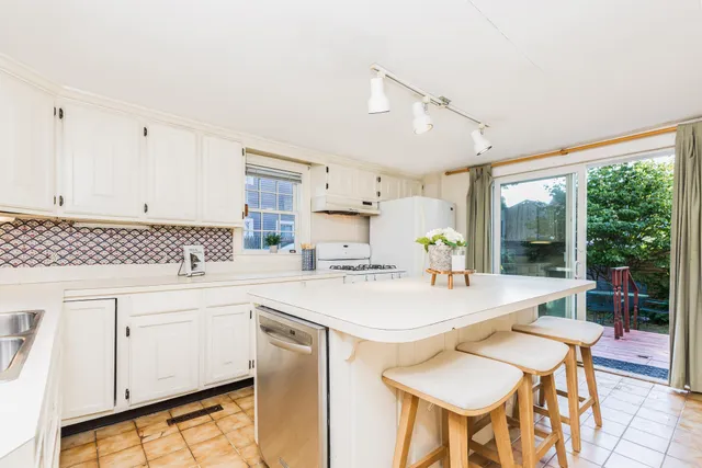 $1,200,000 | 325 Marcy Street, Portsmouth, NH 03801